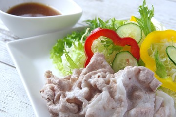 豚しゃぶサラダ　家庭料理