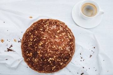 pie souffle with berries, pie with nuts