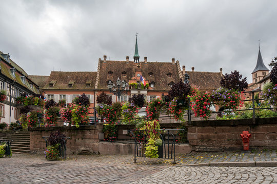 Barr Bilder Durchsuchen 1,605 Archivfotos, und Videos