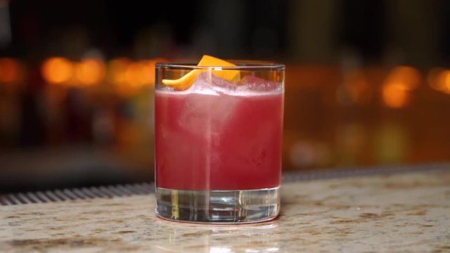 Drink making, barman 100fps, cocktail, barman, slow motion, alcohol