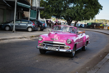 HABANA, CUBA-JANUARY 11: Old car on January 11, 2018 in Habana, Cuba. Old car on the city street