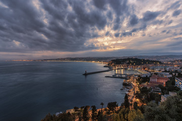 Fototapeta premium City of Nice on the French Riviera in summer