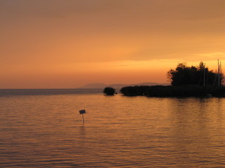 Fototapeta premium sonnenuntergang am Balaton