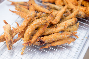 Deep fried Smelt fish with many eggs