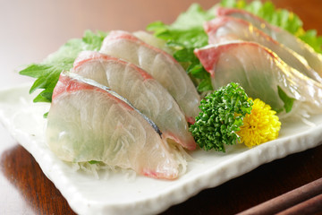 しまあじのお刺身 © K