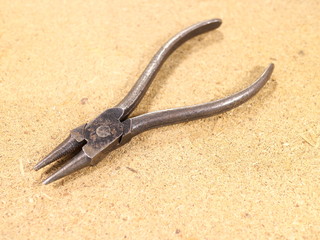 Obraz premium pliers and side cutters on the table