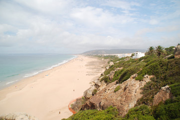 PLAYA DE LOS ALEMANES EN ZAHARA DE LOS ATUNES, CÁDIZ