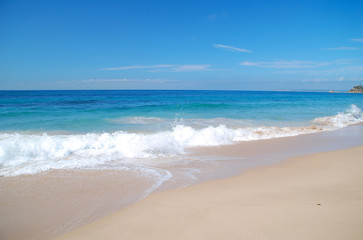 PAISAJE DE UNA PLAYA. ZAHARA DE LOS ATUNES