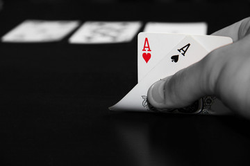 Hand show pair of aces chance of winning