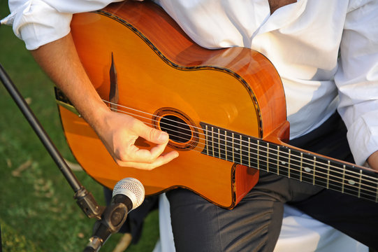 Spanish guitar, outdoor flamenco concert
