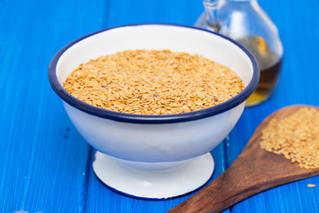 seeds linen with oil