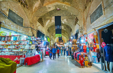 Visit Sartasari Bazaar in Kerman, Iran