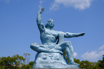 Fototapeta na wymiar Peace Statue in the Peace Park at Nagasaki