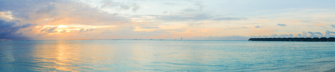 Fototapeta na wymiar Panorama of island resort in Maldives