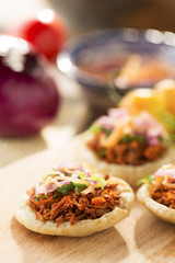 sopes de cochinita pibil