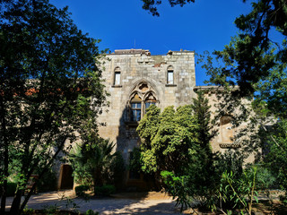 Fototapeta na wymiar Monastère bénédictin sur l'île de Lokrum, Dubrovnik, Croatie