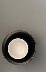 plate, white, empty, isolated, dish, clean, dishware, food, kitchen, object, dinner, utensil, pan, circle, restaurant, round, blank, meal, china, dining, cooking, lunch, saucer, tableware, table