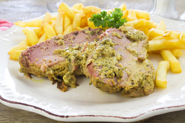 palette de porc et frites