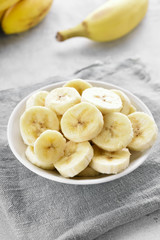 Banana slices in bowl