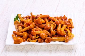 Pickled mushrooms in the bowl