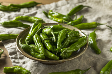Raw Green Organic Shishito Peppers
