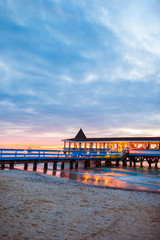 Obraz premium Amazing beautiful sunset on an exotic caribbean beach
