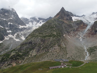 Alpy, Szwajcaria, Tour du Mont Blanc - przełęcz Grand Col Ferret - obrazy, fototapety, plakaty
