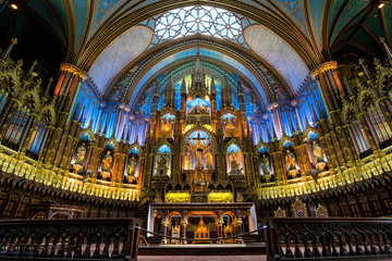 Fototapeta na wymiar Montreal Cathedral