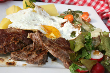 organisch, lifestyle, steak, shabby, tafelspitz, gemüse, petersilien, kartoffeln, urbano, wirtshaus, werbetafel, modern, neu