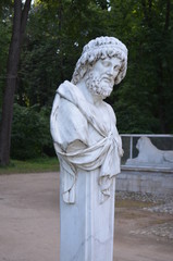 arhangelskoe garden sculpture bust antic gods