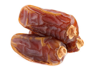 Obraz premium Dates fruit on white background in Saudi Arabia Dates