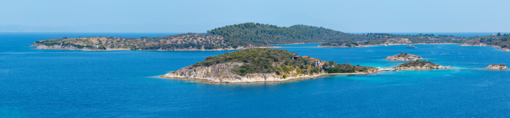 Fototapeta na wymiar Sithonia coast panorama, Chalkidiki, Greece.