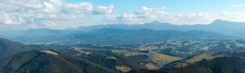 Fototapeta na wymiar Summer Carpathian mountain view
