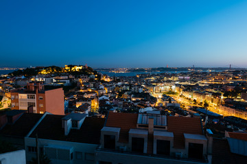 Obraz premium Elevated view of Lisbon skyline.