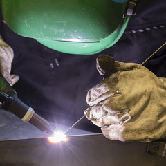 Welding machine welding TIG. - obrazy, fototapety, plakaty
