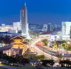 Naklejka premium Brama Dongdaemun Seul