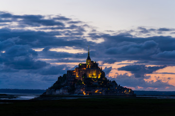 Mont Saint-Michel de nuit