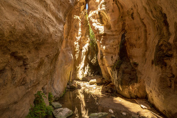 light falls into the crevice