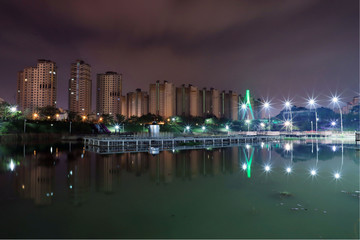 Fototapeta premium lake park nightscape 광주 수완지구 호수공원야경