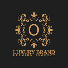 logo luxury O