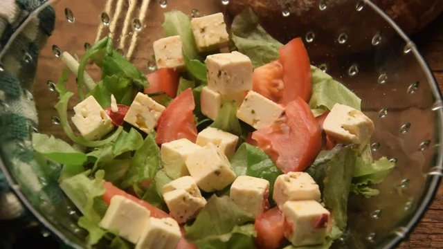     &Phi;έ&tau;&alpha; &tau;&upsilon;&rho;ί Feta Ֆետա جبن Фета فيتا フェタチーズ 페타 치즈 Cucina greca Griechische K&uuml;che Greek cuisine Греческая кухня مطبخ يوناني ギリシア料理 video Griekse keuken 