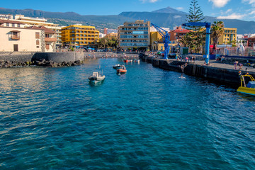 Fototapeta premium Puerto de la Cruz - Unbekannte Pespektiven