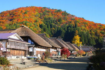 秋の大内宿（福島県・下郷町）