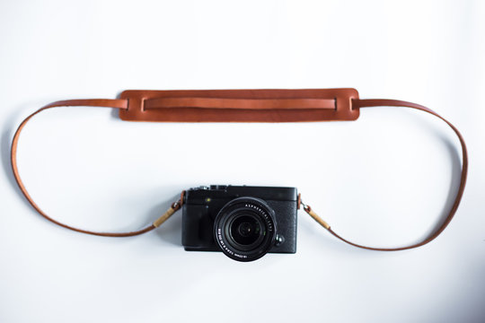 Leather mirrorless camera strap with thread handmade work