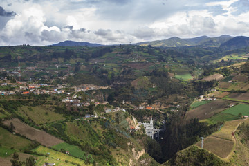 Fototapeta na wymiar View on Santuario de las Lajas in Pasto, Colombia