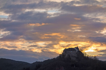  ebernburg vor abendhimmel