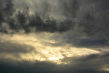 Obraz premium evening evening sky at sunset