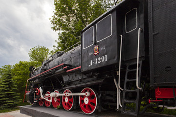 The locomotive-monument L-3291. Powerful, beautiful Russian locomotive