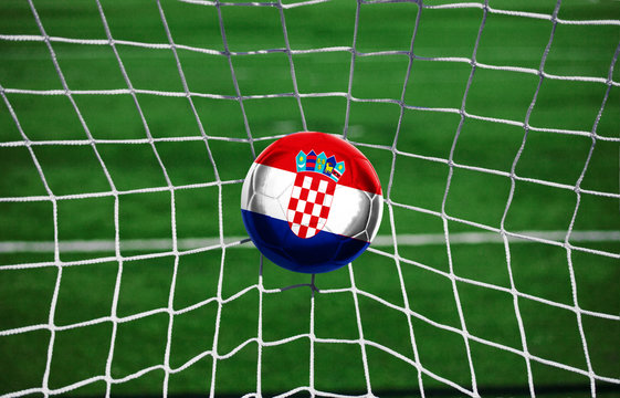 Fussball mit kroatischer Flagge