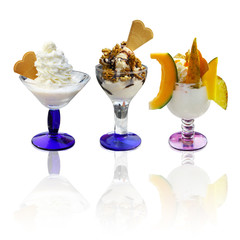 Leckeres Eis im Becher